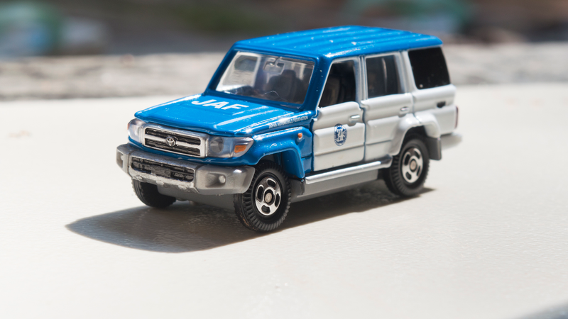 Illustration for article titled Fantastic Friday - Tomica Land Cruiser 70 Series WagonÂ